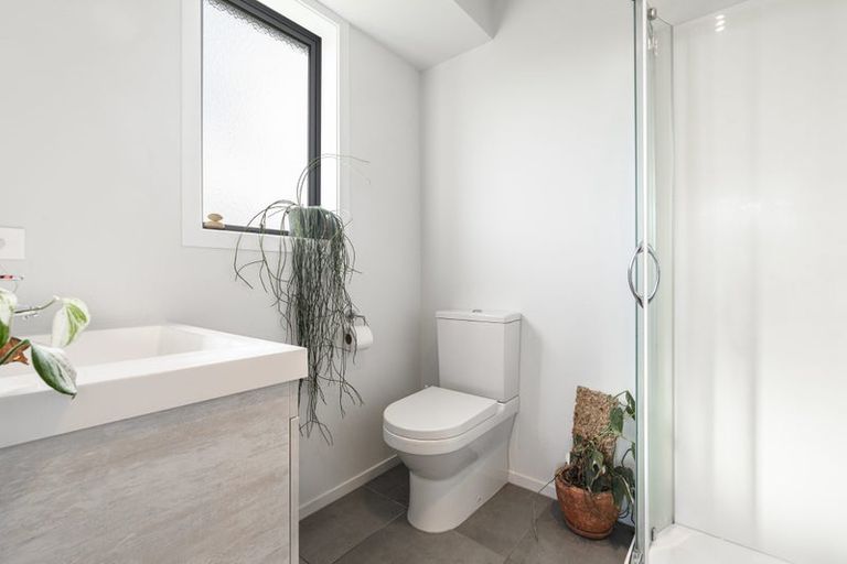 Photo of property in 1 Antrim Glade, Welcome Bay, Tauranga, 3175