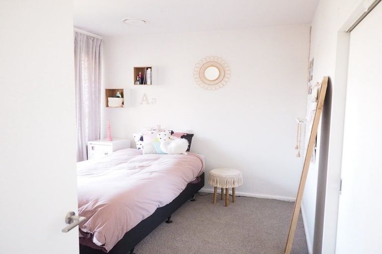 Photo of property in 15 Manor Place, Bryndwr, Christchurch, 8053