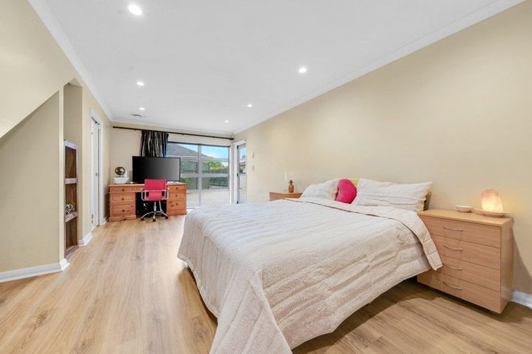 Photo of property in 26a Beach Road, Pahurehure, Papakura, 2113