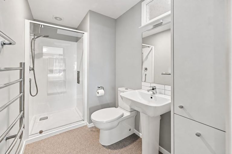 Photo of property in 271 Cannon Hill Crescent, Mount Pleasant, Christchurch, 8081