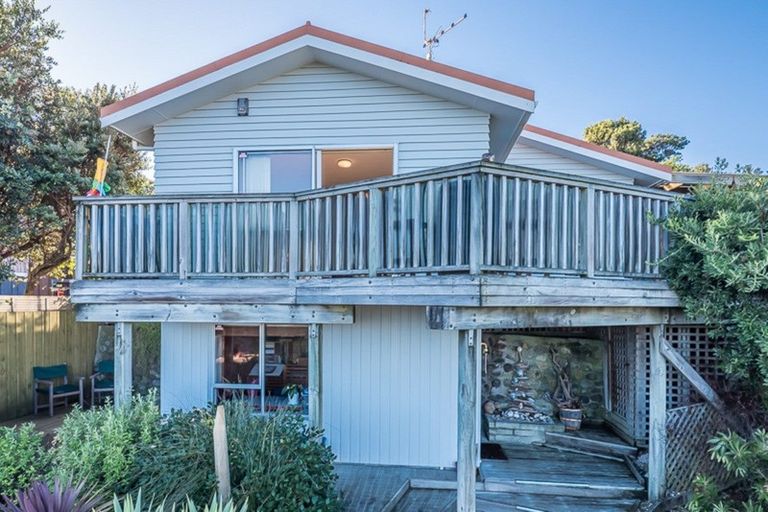 Photo of property in 81 The Esplanade, Raumati South, Paraparaumu, 5032