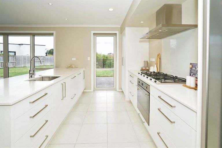 Photo of property in 12 Vanquish Place, Flagstaff, Hamilton, 3210