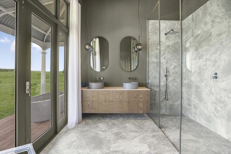 Photo of property in 906a-b Bidwills Cutting Road, Morison Bush, Greytown, 5794