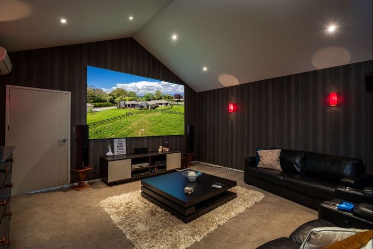Photo of property in 1058 Mangorei Road, Mangorei, New Plymouth, 4371