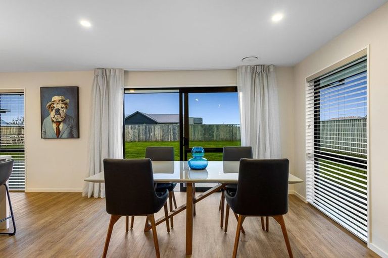 Photo of property in 66 Ridgeland Way, West Melton, 7618