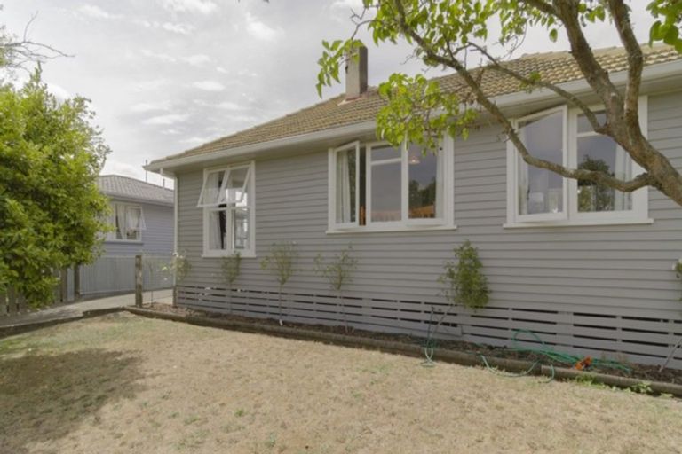 Photo of property in 21 Mackie Street, Waipukurau, 4200