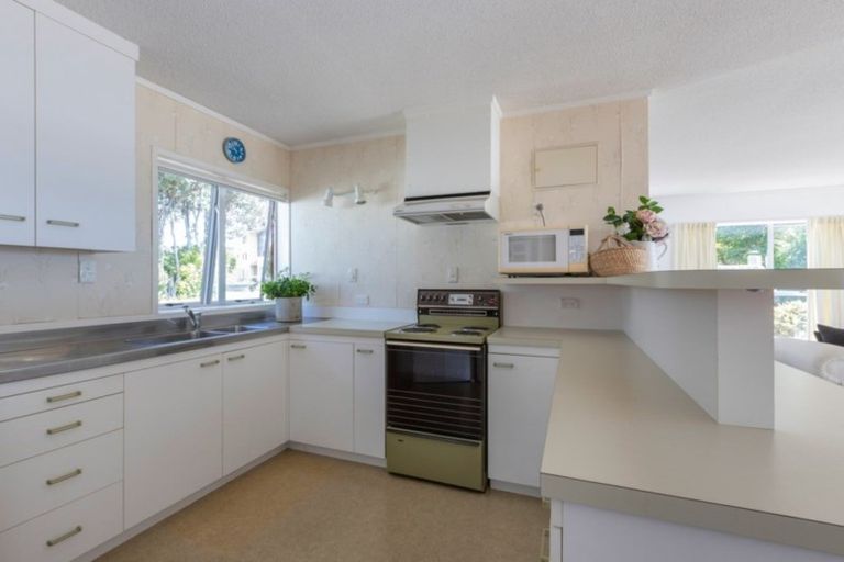 Photo of property in 54 Tamatea Drive, Snells Beach, 0920