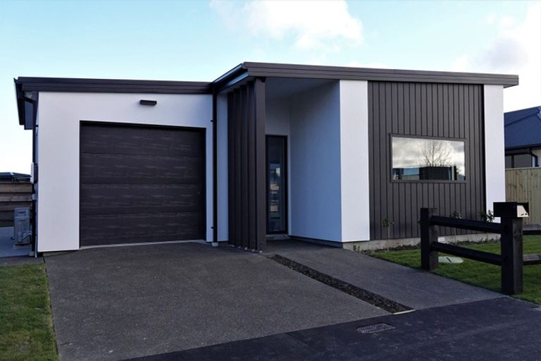 Photo of property in 44 Findlay Avenue, Halswell, Christchurch, 8025