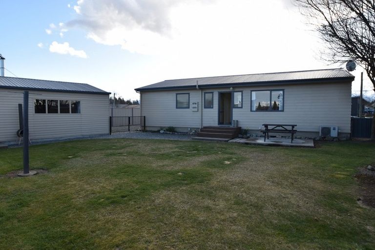 Photo of property in 17 Totara Drive, Twizel, 7901