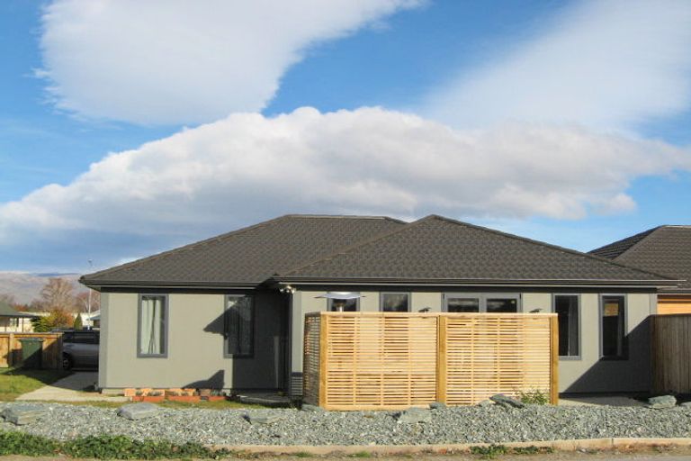 Photo of property in 1 Junction Court, Cromwell, 9310