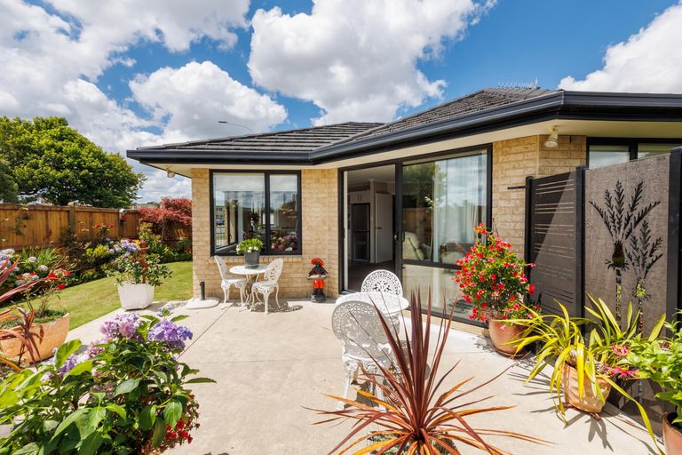 Photo of property in 28 Heretaunga Street, Palmerston North, 4414