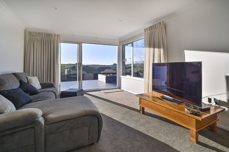 Photo of property in 2642 Raukawa Road, Te Onepu, Hastings, 4174