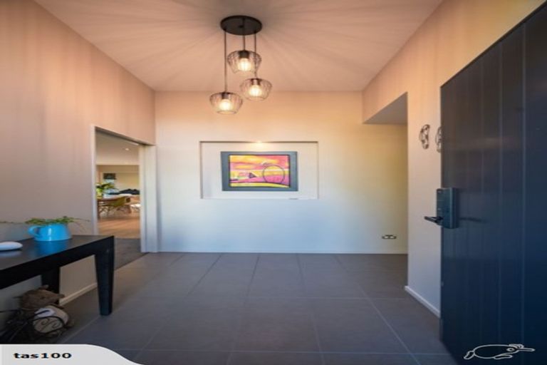 Photo of property in 15 Riverside Lane, Tai Tapu, 7672