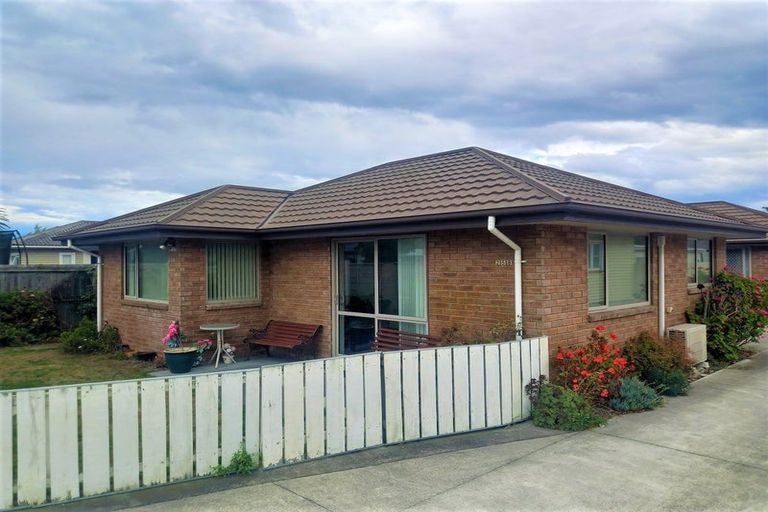 Photo of property in 258a Breezes Road, Aranui, Christchurch, 8061