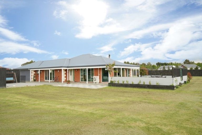 Photo of property in 362 No 10 Road, Swannanoa, 7476