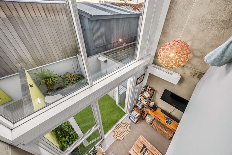 Photo of property in Canvas Apartments, 3/307 Willis Street, Te Aro, Wellington, 6011