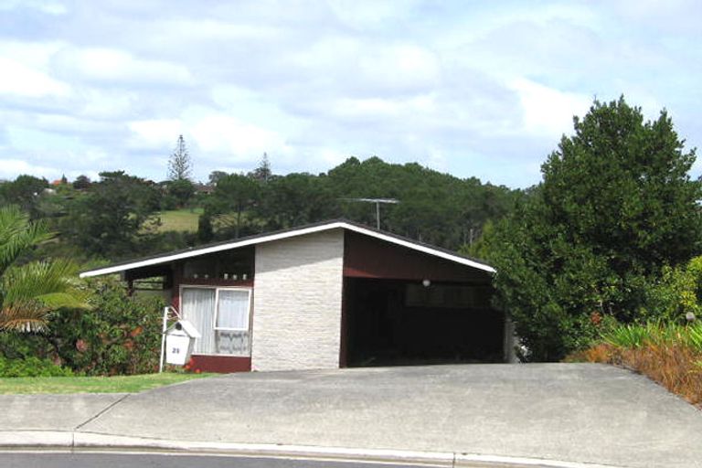 Photo of property in 24 Asbury Crescent, Campbells Bay, Auckland, 0630