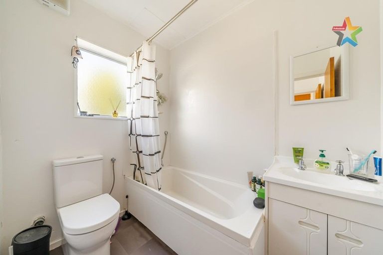 Photo of property in 3/23 Te Mome Road, Alicetown, Lower Hutt, 5010