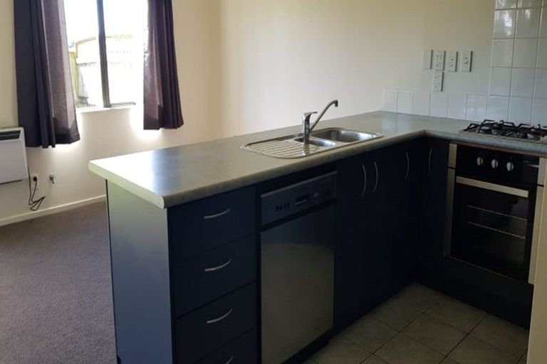 Photo of property in 1/3 Orwell Road, Greenhithe, Auckland, 0632