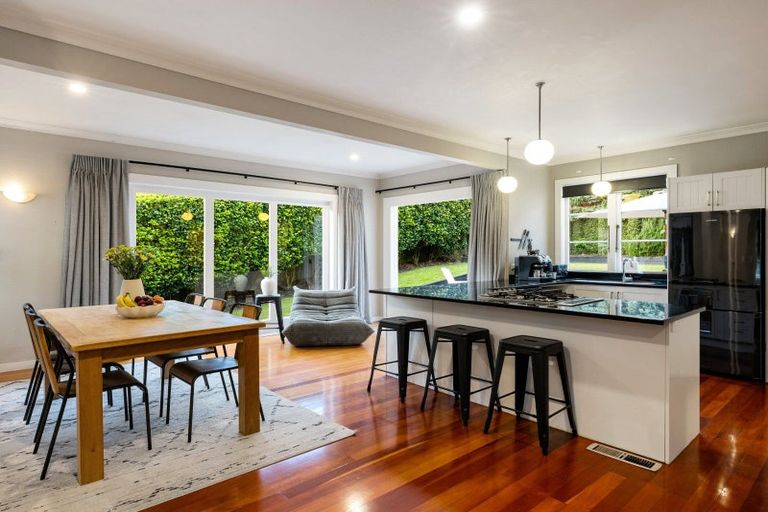 Photo of property in 34 Banbury Crescent, Fairfield, Hamilton, 3214