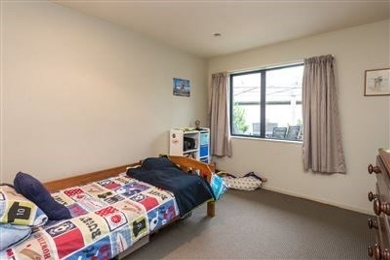 Photo of property in 1 Cotter Lane, Rangiora, 7400