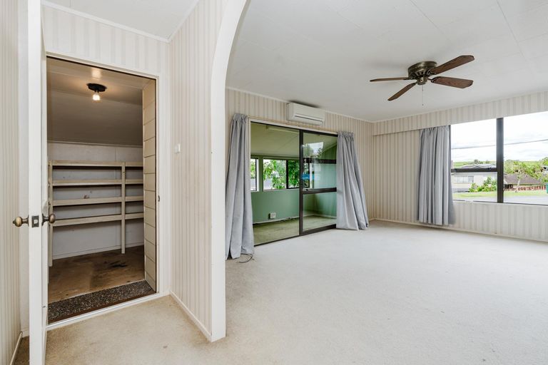 Photo of property in 16 Cowley Drive, Temple View, Hamilton, 3218