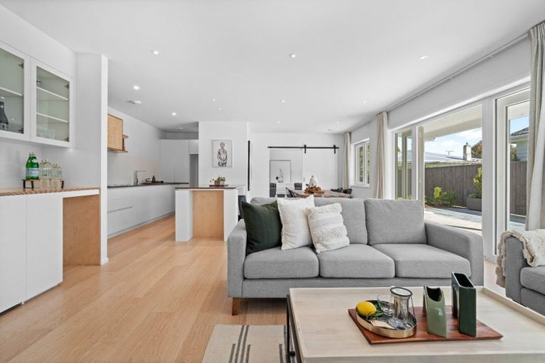 Photo of property in 64 Park Road, Carterton, 5713