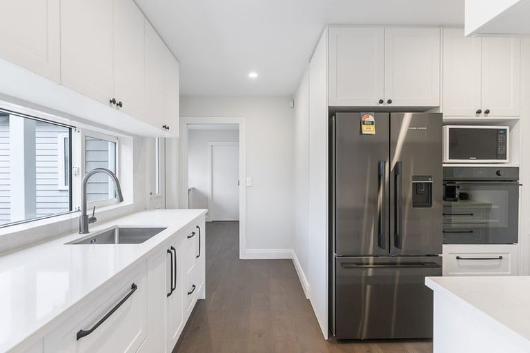 Photo of property in 4 Sunline Drive, Leamington, Cambridge, 3432