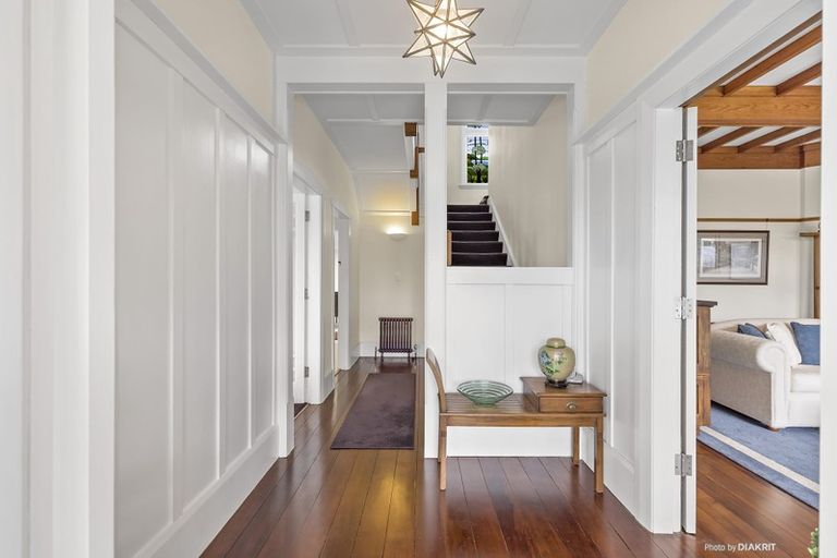 Photo of property in 31 Upper Watt Street, Wadestown, Wellington, 6012