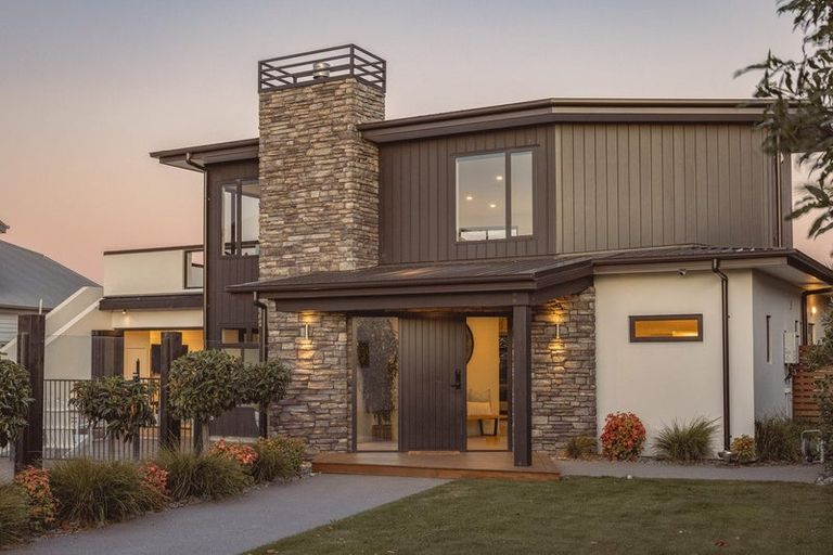 Photo of property in 10 Stout Street, Waimairi Beach, Christchurch, 8083