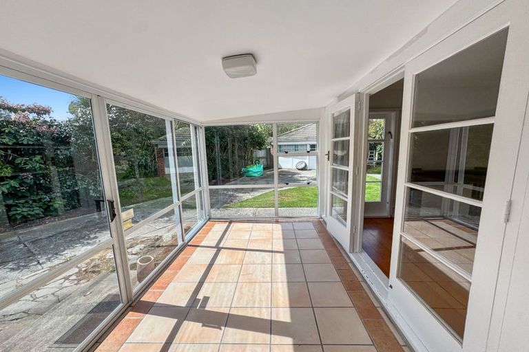 Photo of property in 33 Joyce Crescent, Ilam, Christchurch, 8041