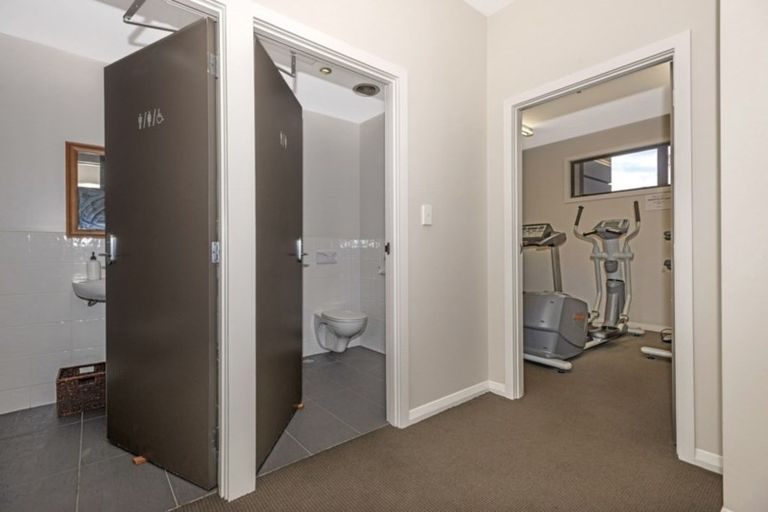 Photo of property in 111/2 Reads Quay, Gisborne, 4010