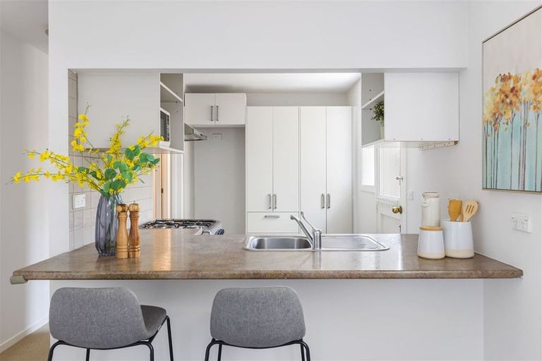 Photo of property in 7 Kaanapali Place, Wattle Downs, Auckland, 2103