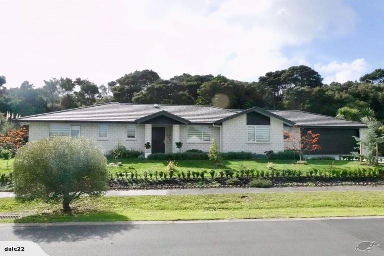 Photo of property in 16 Park Avenue, Mangawhai Heads, Mangawhai, 0505