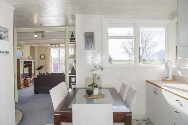 Photo of property in 17 Main Road, Harihari, 7884