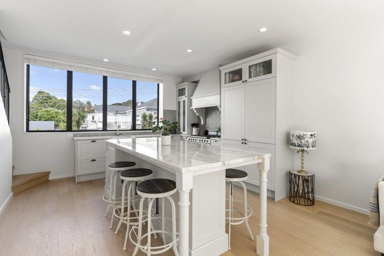 Photo of property in 2/4 Fitzroy Street, Ponsonby, Auckland, 1021