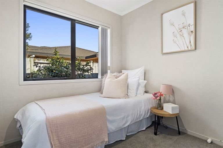 Photo of property in 8 Emma Place, Papamoa Beach, Papamoa, 3118