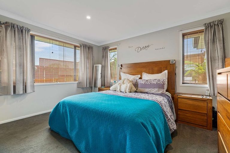 Photo of property in 22 Colombo Road, Waiuku, 2123