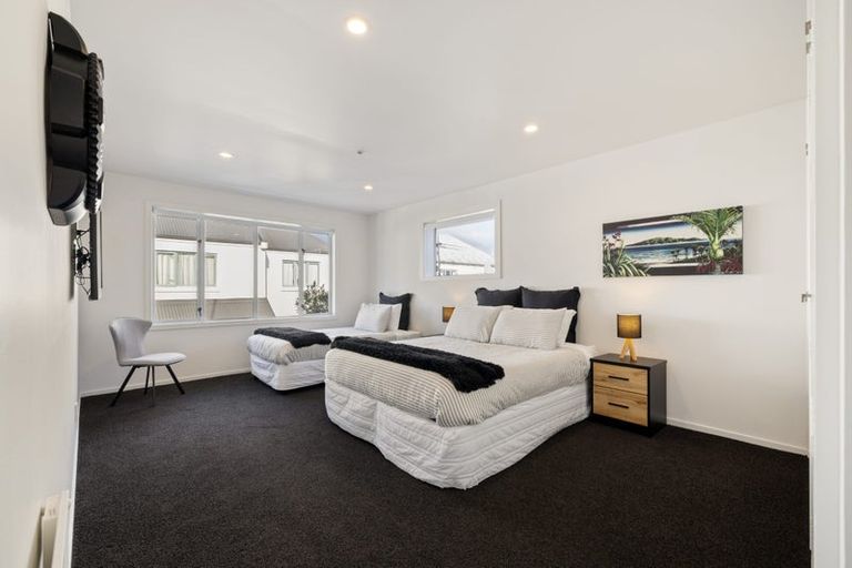 Photo of property in 33 Stoneyhurst Street, St Albans, Christchurch, 8014