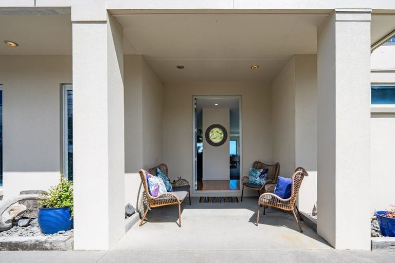 Photo of property in 20 Coates Avenue, Baylys Beach, Dargaville, 0377