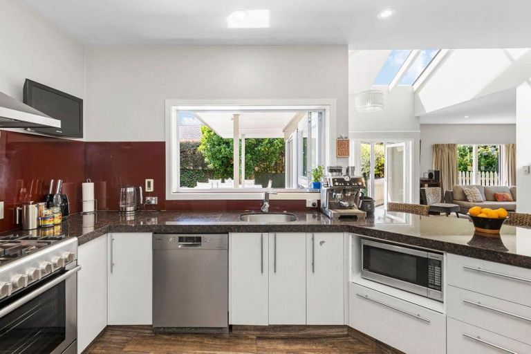 Photo of property in 44 Rawhitiroa Road, Kohimarama, Auckland, 1071