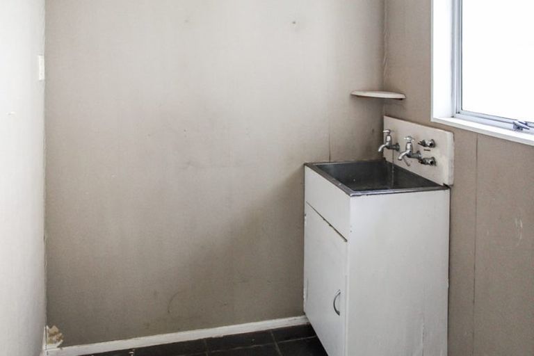 Photo of property in 15 Kaimanawa Street, Kelvin Grove, Palmerston North, 4414