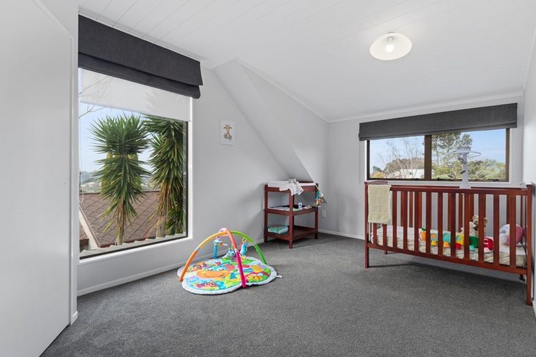 Photo of property in 12 Houhere Place, Pukete, Hamilton, 3200