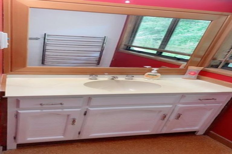 Photo of property in 19a Kowhai Road, Wainui, Silverdale, 0992