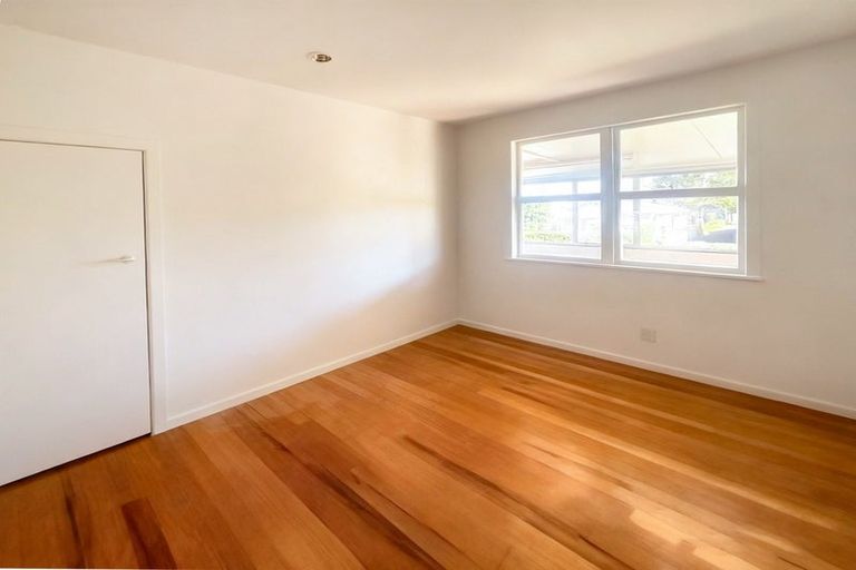 Photo of property in 174 Nile Road, Forrest Hill, Auckland, 0620