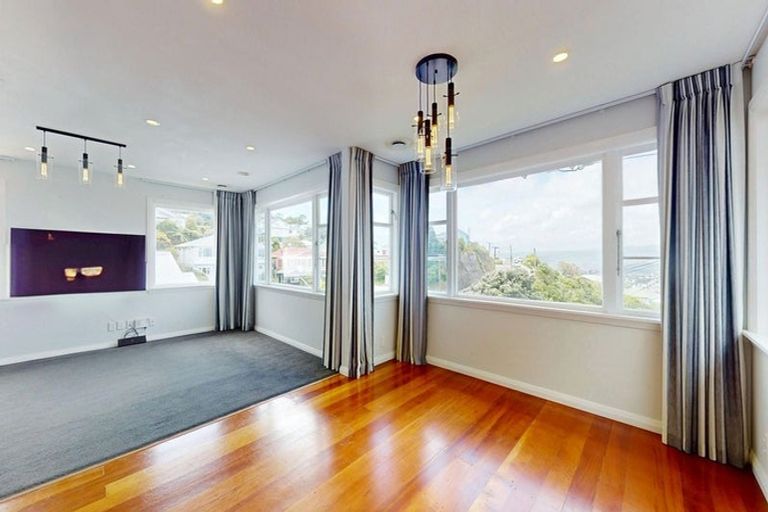 Photo of property in 87 Farnham Street, Mornington, Wellington, 6021