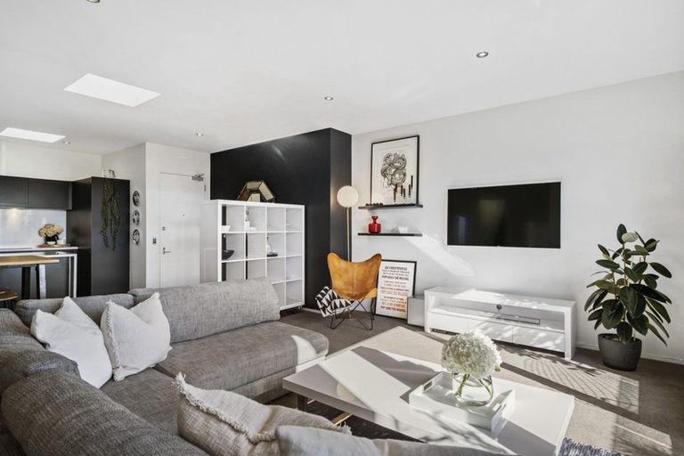 Photo of property in 1d/2 Dickens Street, Grey Lynn, Auckland, 1021
