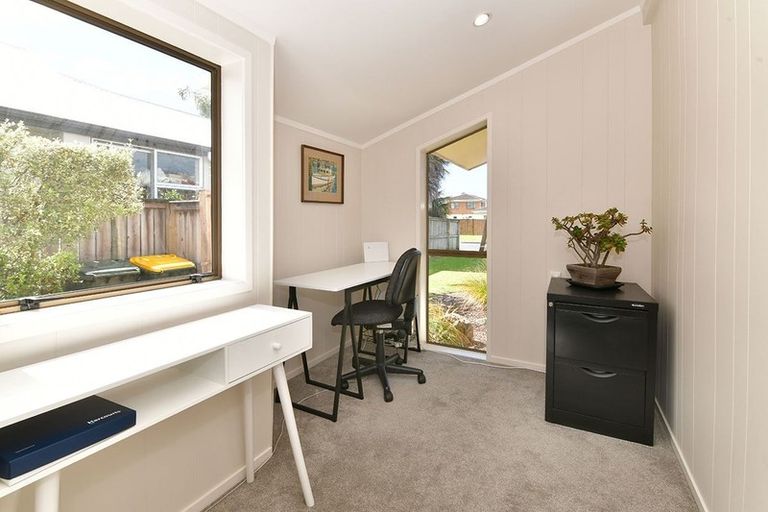 Photo of property in 18 Manly Park Avenue, Manly, Whangaparaoa, 0930