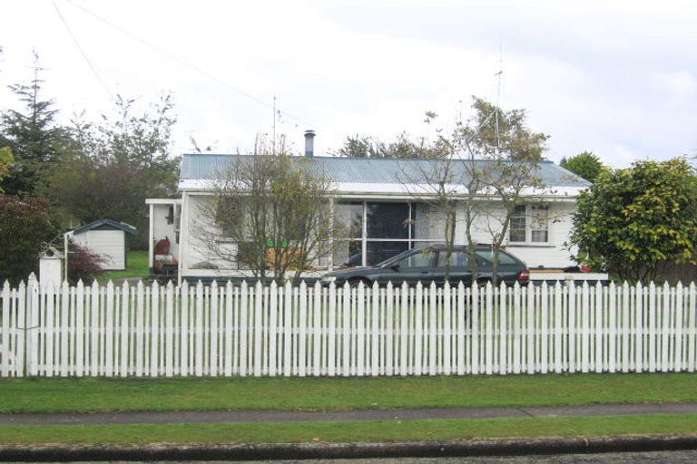 Photo of property in 1 Abercorn Place, Tokoroa, 3420