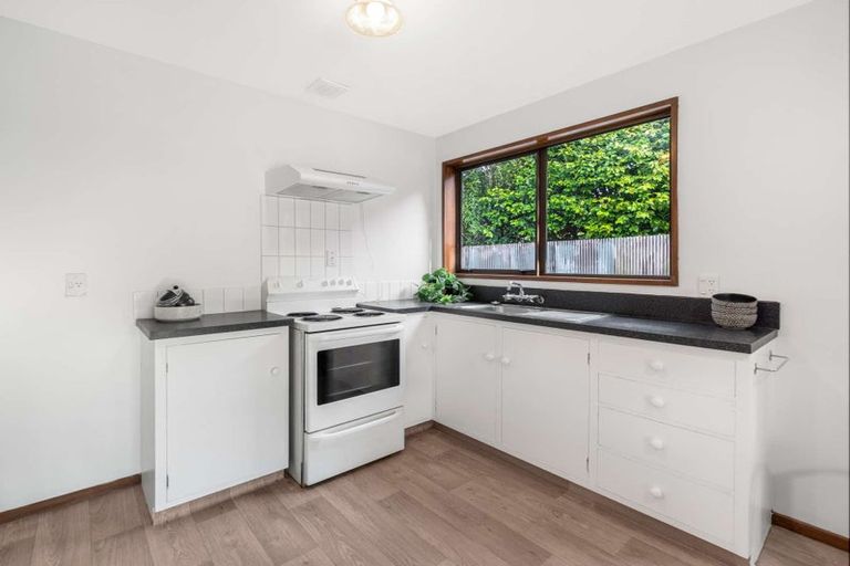 Photo of property in 38 Oakhampton Street, Hornby, Christchurch, 8042